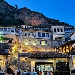 Ansel Ξενοδοχείο Μπεράτ