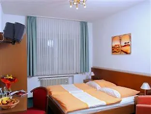 Garner Hotel Cologne - Engelbertz